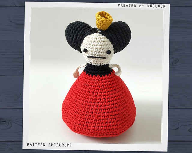 QUEEN OF HEARTS · Alice in Wonderland