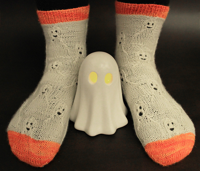 Little Ghosts Socks