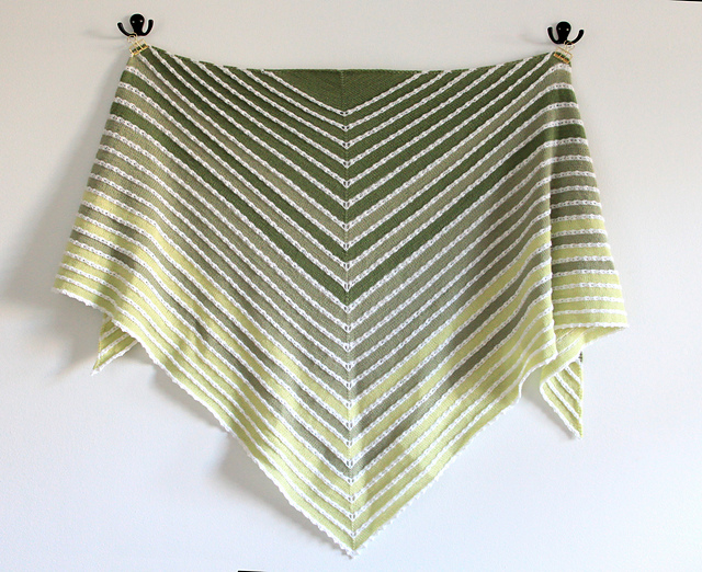 Green of Spring Shawl
