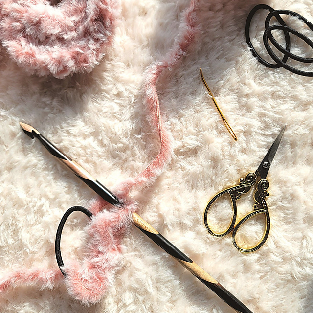 Tunisian Furtastic Scrunchie