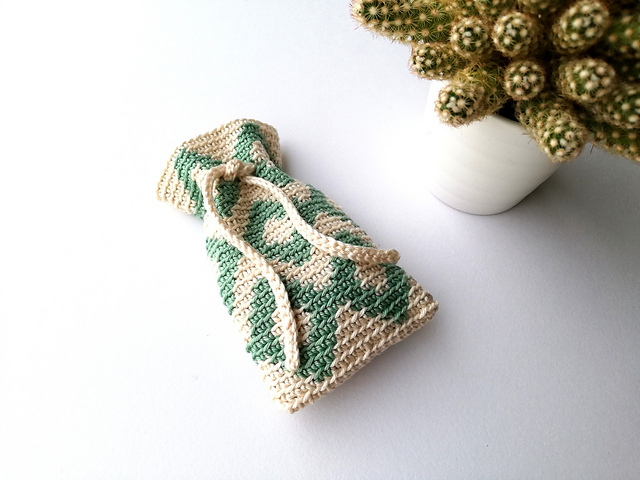 Mini green diamond bag