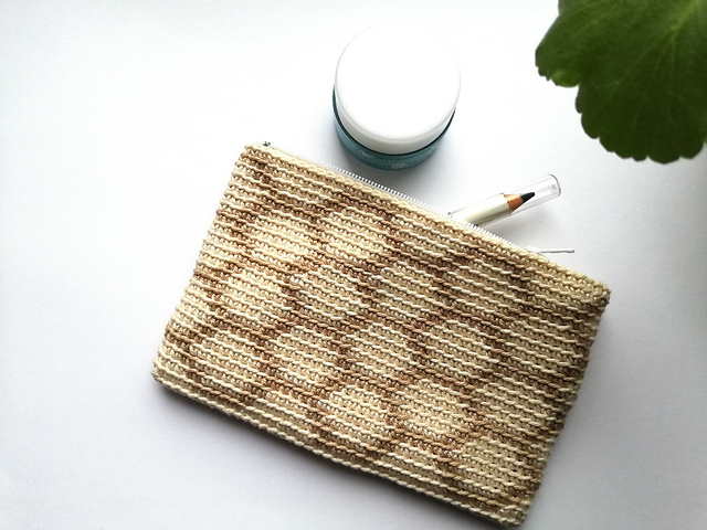 Honey pouch