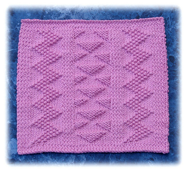 Zig With a Bit of Zag Dishcloth