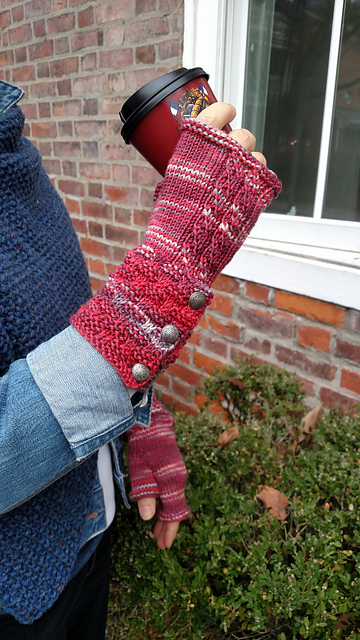 Snow House Mitts