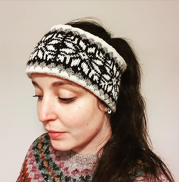 Carnethy Headband