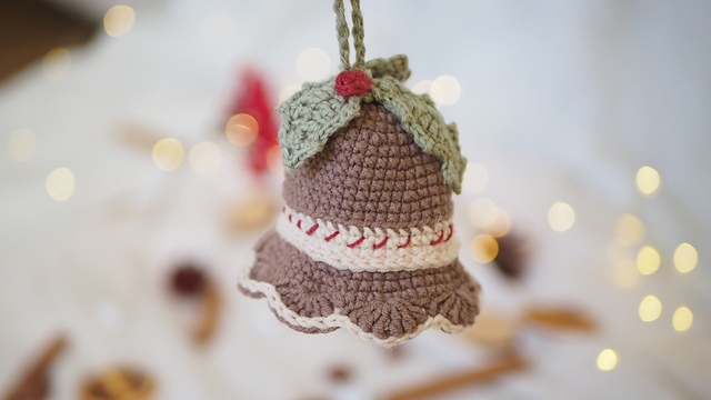 Gingerbread christmas bell