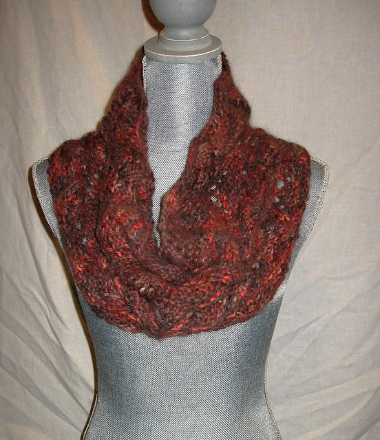 Lace Cowl
