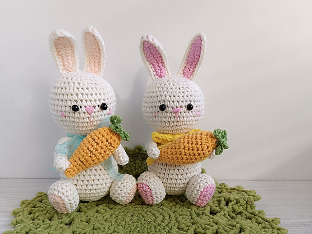 Bunny with Carrot
