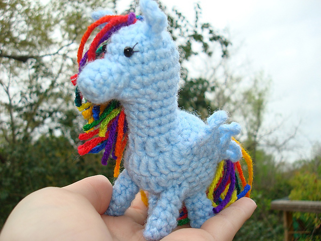 Petite Pegasus Pony