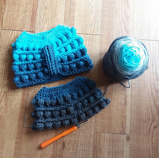 Bundle of Bobbles Messy Bun Beanie