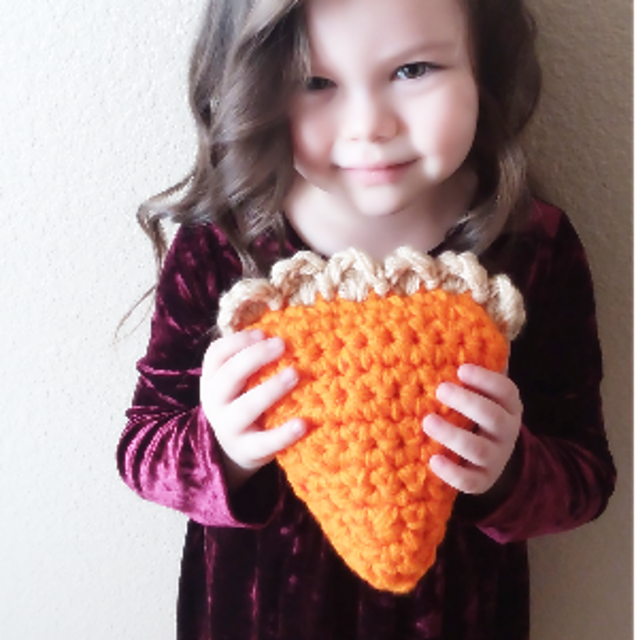 Pumpkin Pie Mini Cuddler