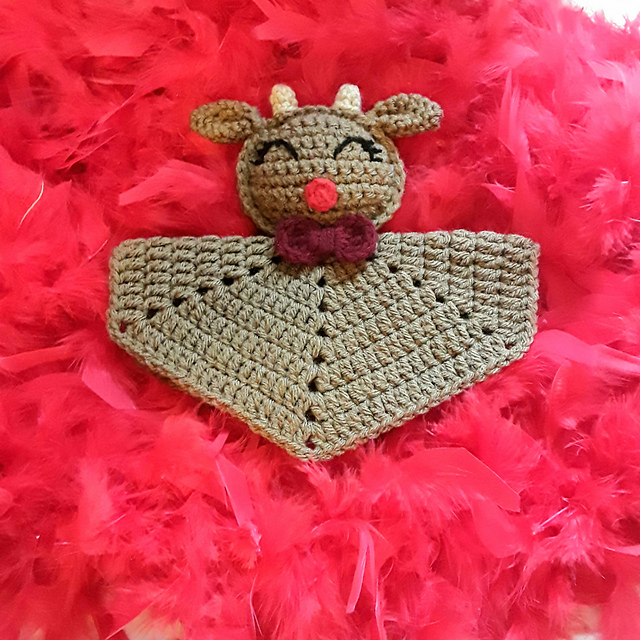 Mini Reindeer Lovey
