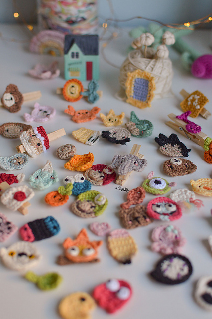 Mini apliques de ganchillo