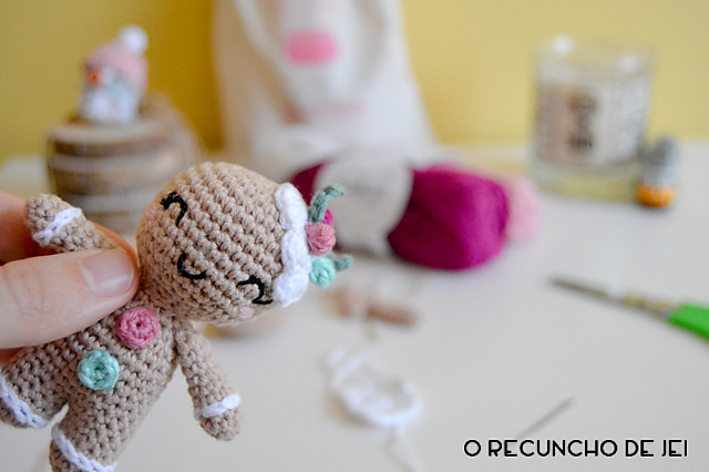 Ginger cookie amigurumi