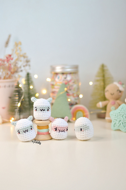 Mini Yeti amigurumi
