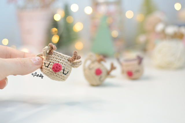 Taza Rudolf amigurumi