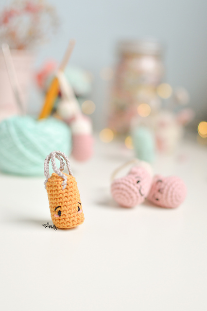 Guantes y saco boxeo amigurumi