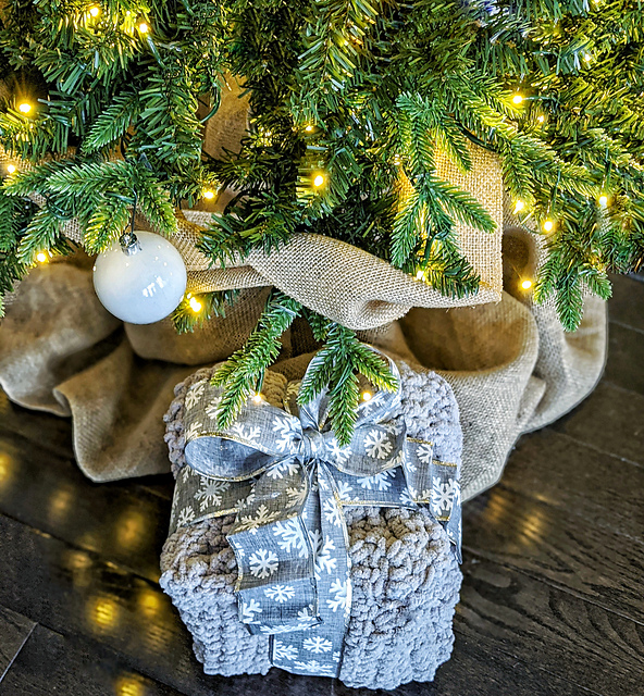 Put A Tag on it Gift Box