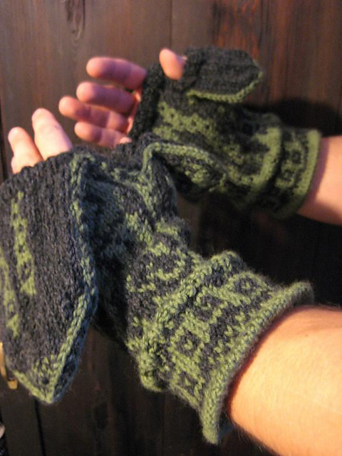 Cthulhu Mittens