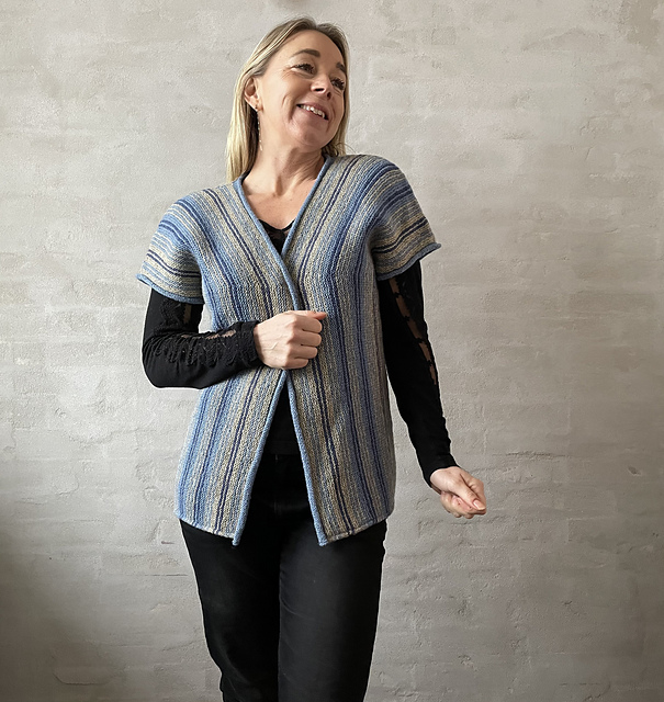 Ypsilon wool vest