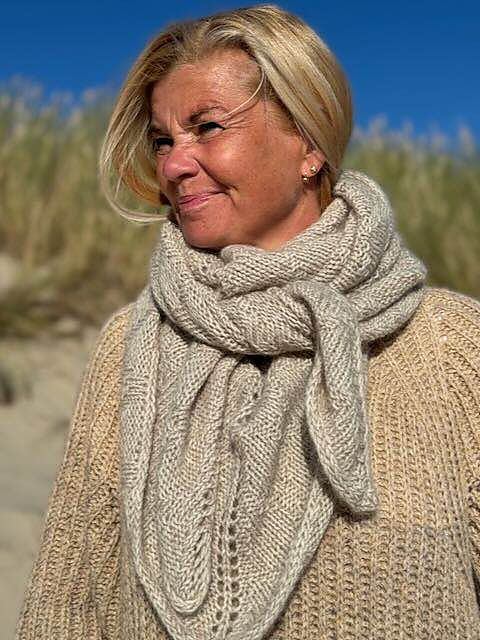 Luna Shawl
