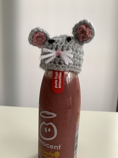 Innocent mouse hat