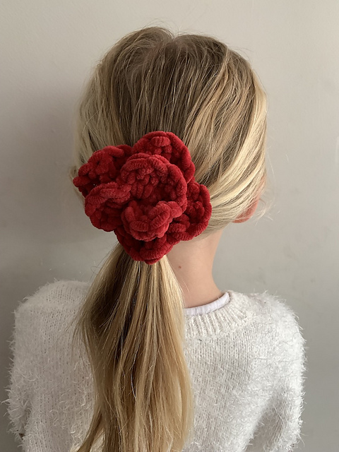 Rose hair bobble
