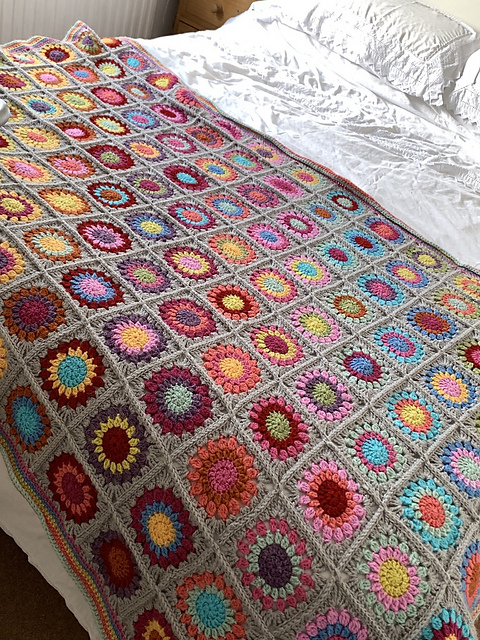 Starburst Rainbow blanket