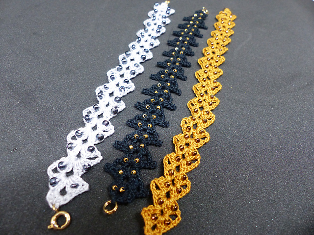 Bracelet "Ears and pearls"