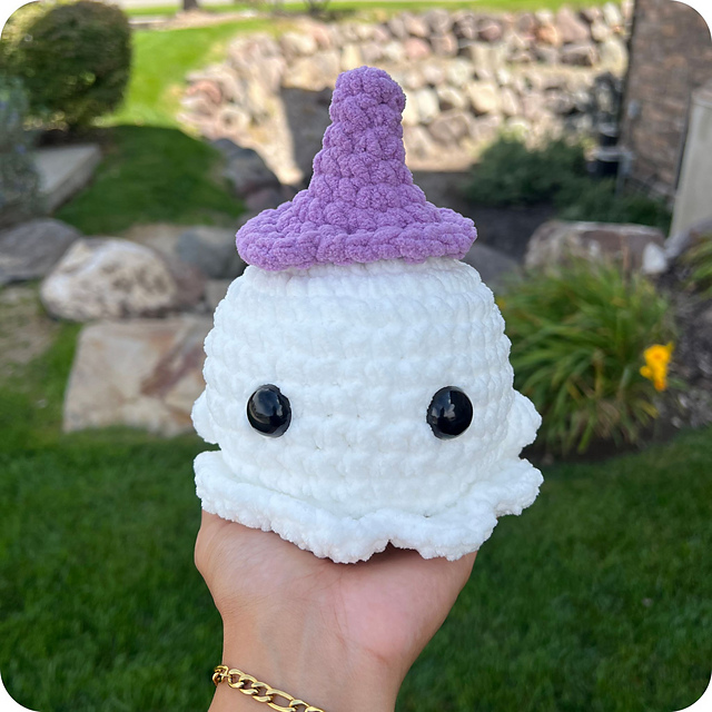 Crochet Ghost Plushie