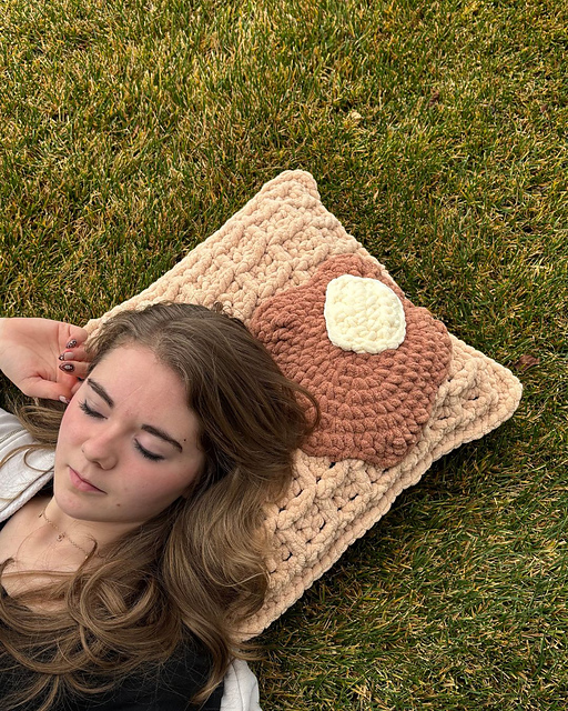 Crochet Waffle Pillow