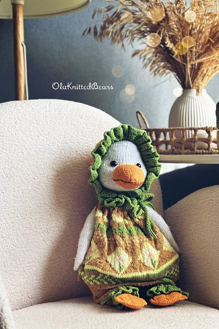 Goose Gooseberry Garden Outfit – Toy Wardrobe