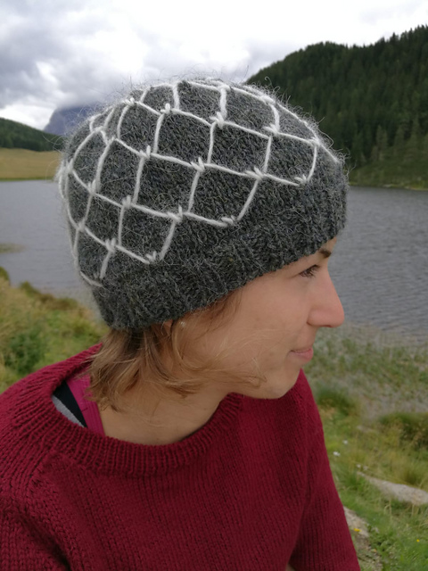 Rose beanie