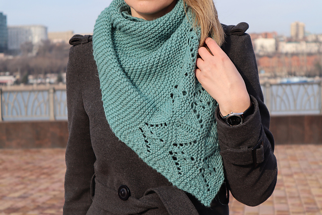 Lazy shawl