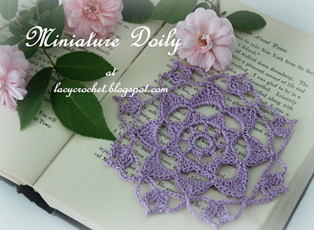 Lilac Miniature Doily