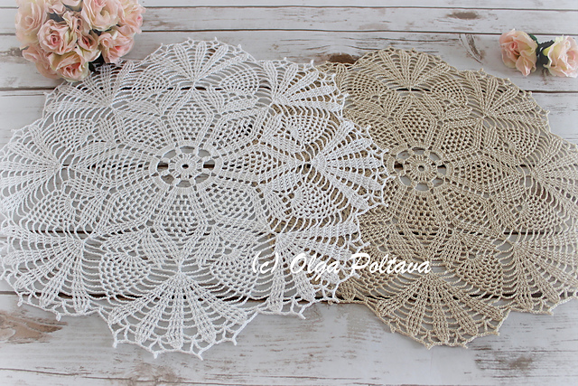 Pineapple Bouquet Doily