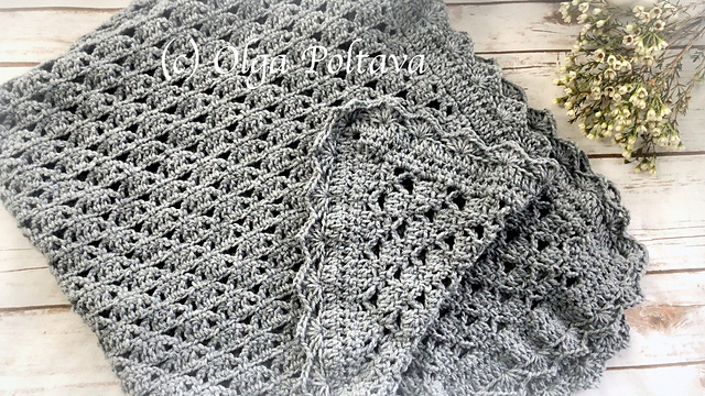 Lacy Blanket with Shells Trim