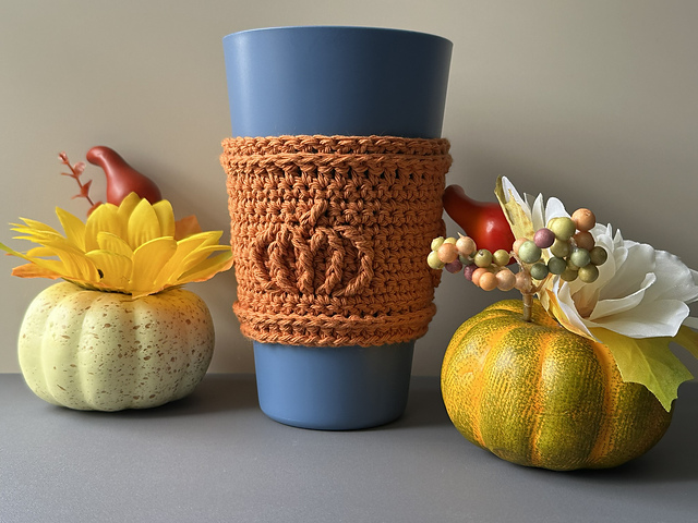 The Pumpkin Cup Cozy