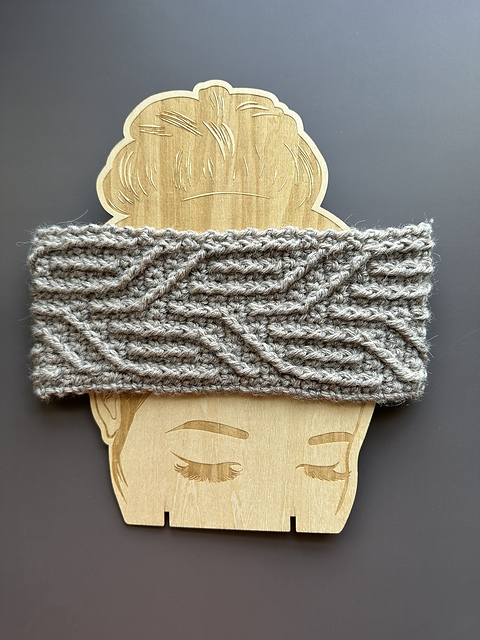 Twisted Paths Ear warmer