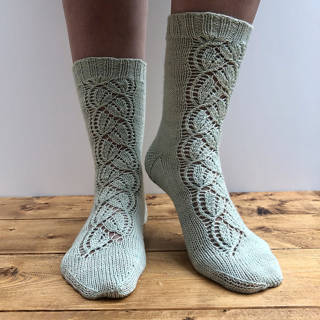 Summer Vine Socks