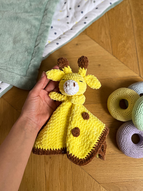 Giraffe Lovey baby blanket