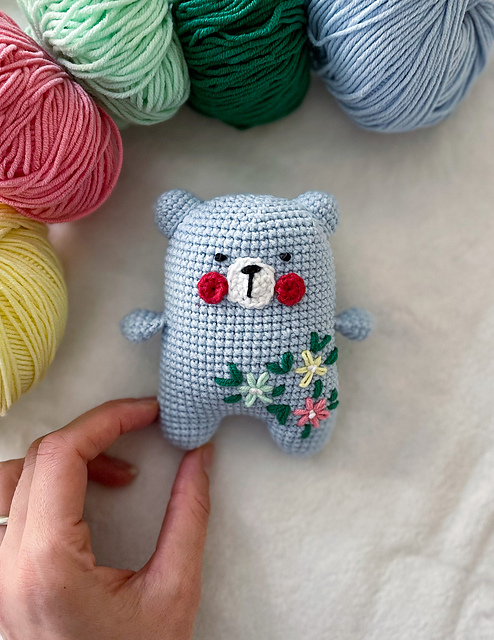 Flower Polar Bear