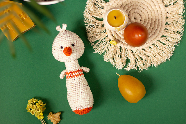 Duck baby rattle
