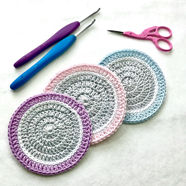 Colourblock Circle Coaster