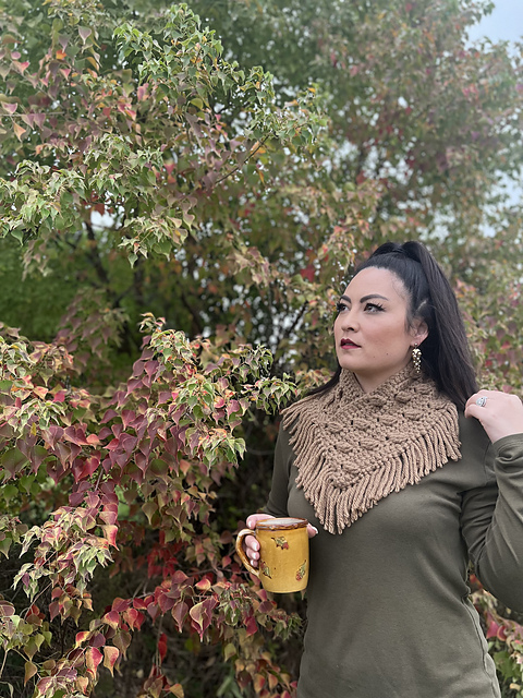 Little Acorns Cowl