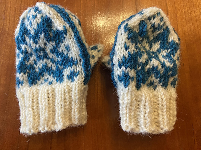 Sample Norwegian Mittens