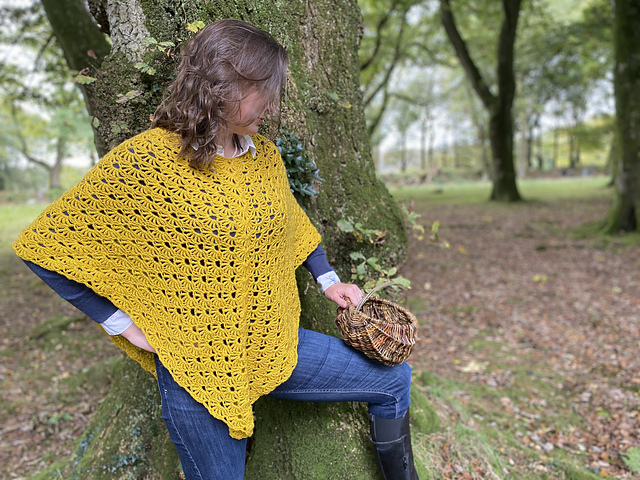 Castle Shell Poncho