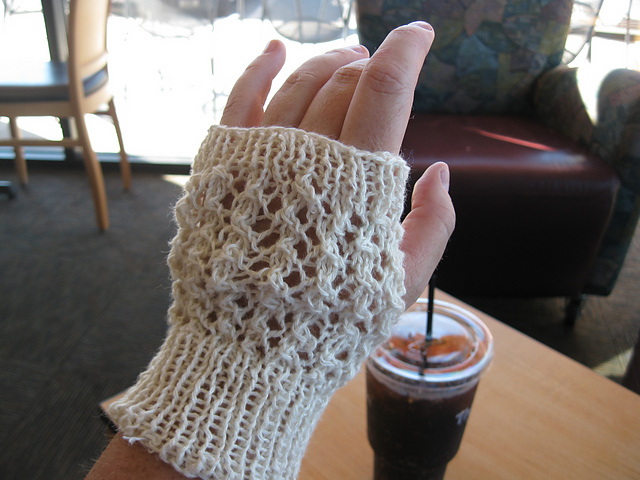 Linen & Lace Fingerless Mitts