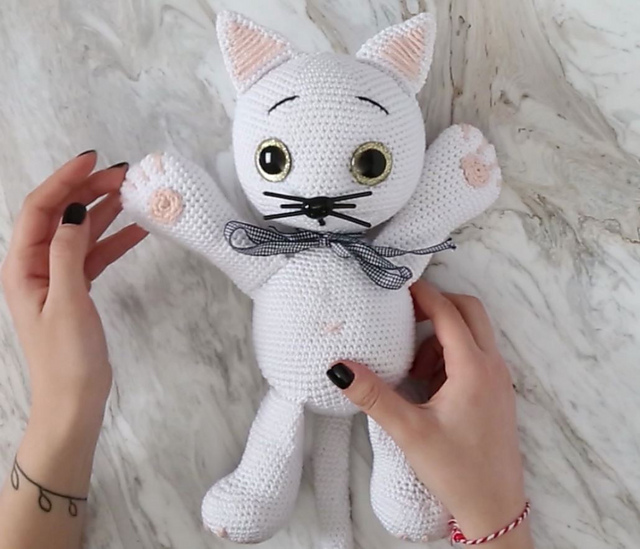 Amigurumi Miyavlayan Kedi Yapımı