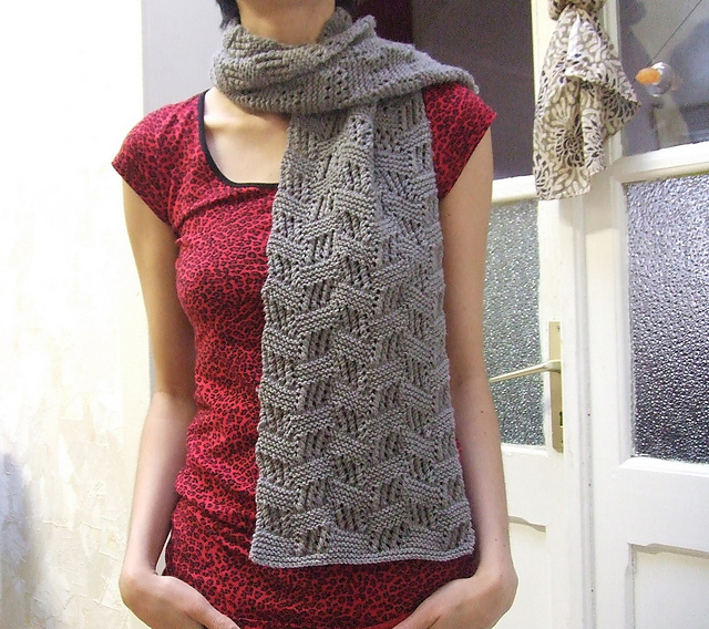 Ravelry: Midwest Moonlight Scarf pattern by Ivy Bigelow